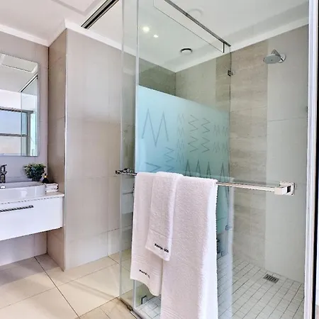 Executive And Spacious Apartments In Masingita Towers Sandton Johannesburg Exterior photo