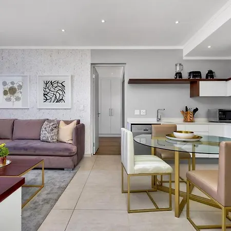 Executive And Spacious Apartments In Masingita Towers Sandton Johannesburg Exterior photo