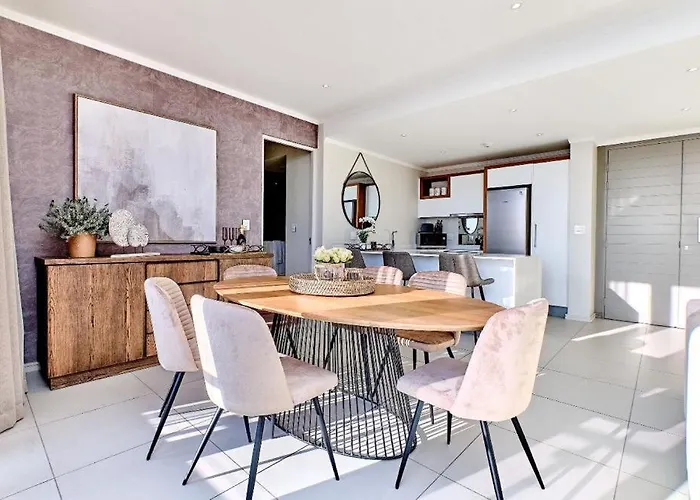 Executive And Spacious Apartments In Masingita Towers Sandton