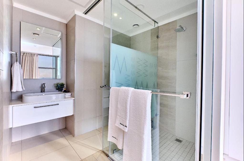 Apartment Executive And Spacious In Masingita Towers Sandton